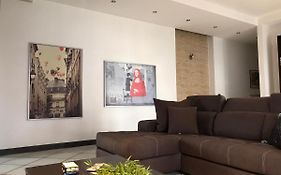 Sky And Green Luxury Apartament
